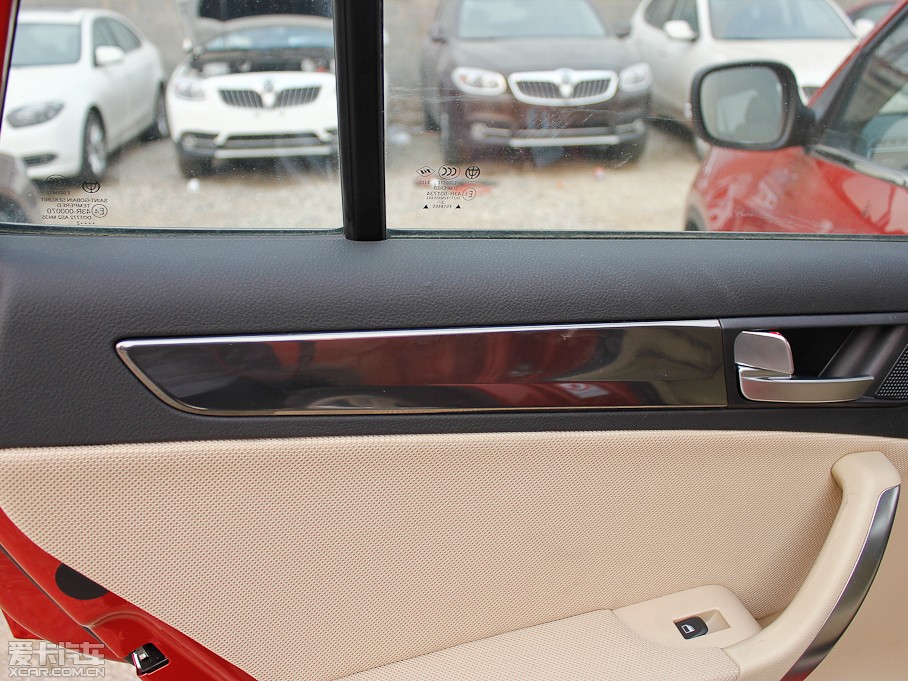 2012�����AV5 1.5T �քӺ��A��