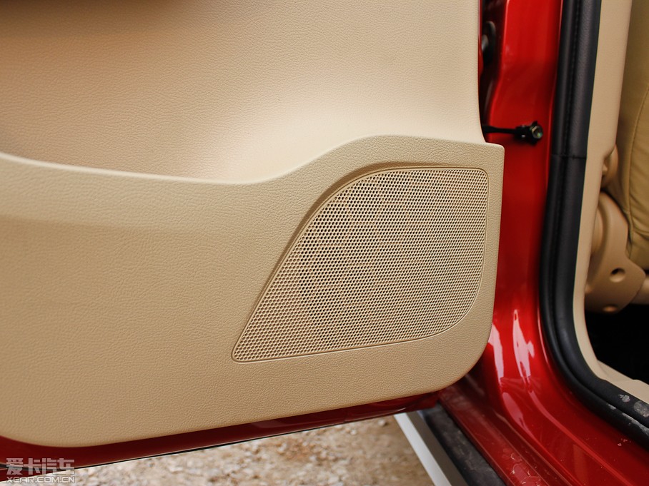 2012�����AV5 1.5T �քӺ��A��