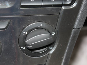 2012款1.6L 自动豪华版 中控区