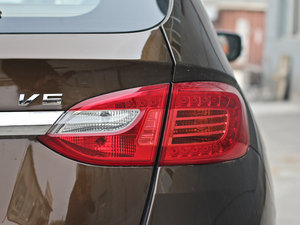 2012款1.6L 手动豪华版 尾灯