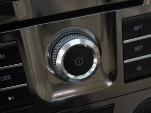 2012款1.6L 手动豪华版 中控区