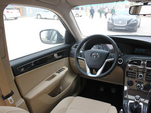 2012款1.6L 手动豪华版 中控区