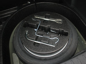 2012款1.6L 手动豪华版 其它