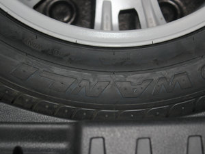 2012款1.6L 手动豪华版 其它