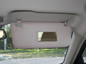 2012款1.6L 手动舒适版 遮阳板（左）