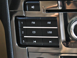 2012款1.6L 手动舒适版 中控区