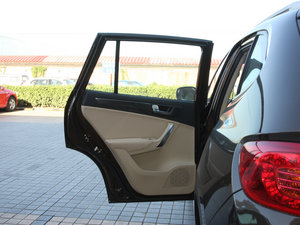 2012款1.5T 自动豪华版 左后车门