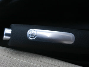 2012款1.5T 自动豪华版 中控区