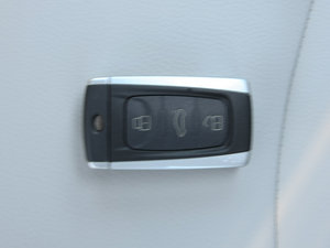 2012款1.5T 自动豪华版 车钥匙