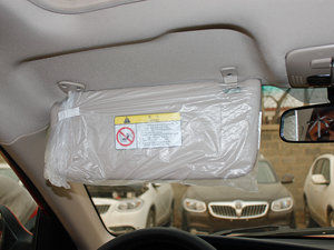 2012款1.5T 手动豪华版 遮阳板（左）
