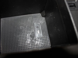 2012款1.5T 手动豪华版 空间座椅