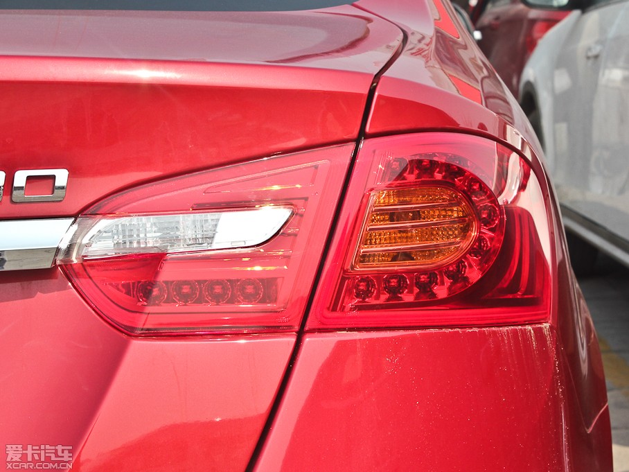 2011AH530 1.6L քӺA