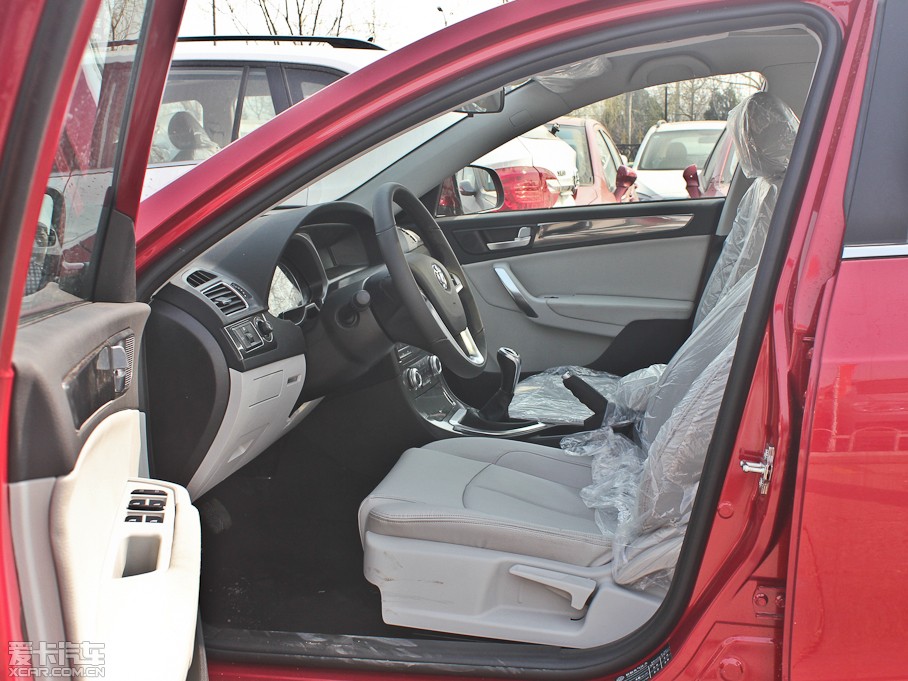 2011AH530 1.6L քӺA