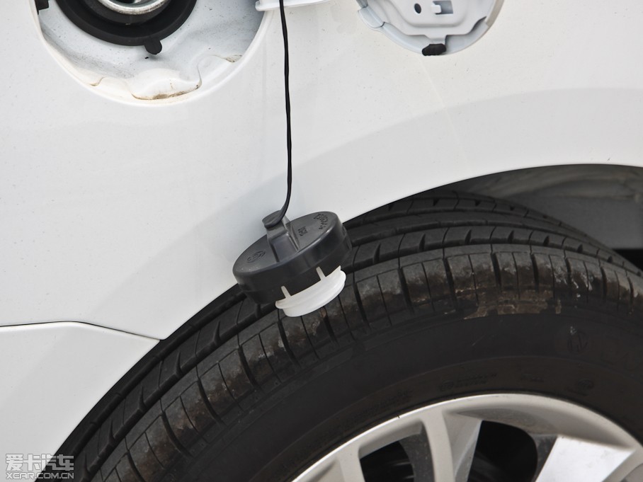 2012AH230 1.5L քӾӢ