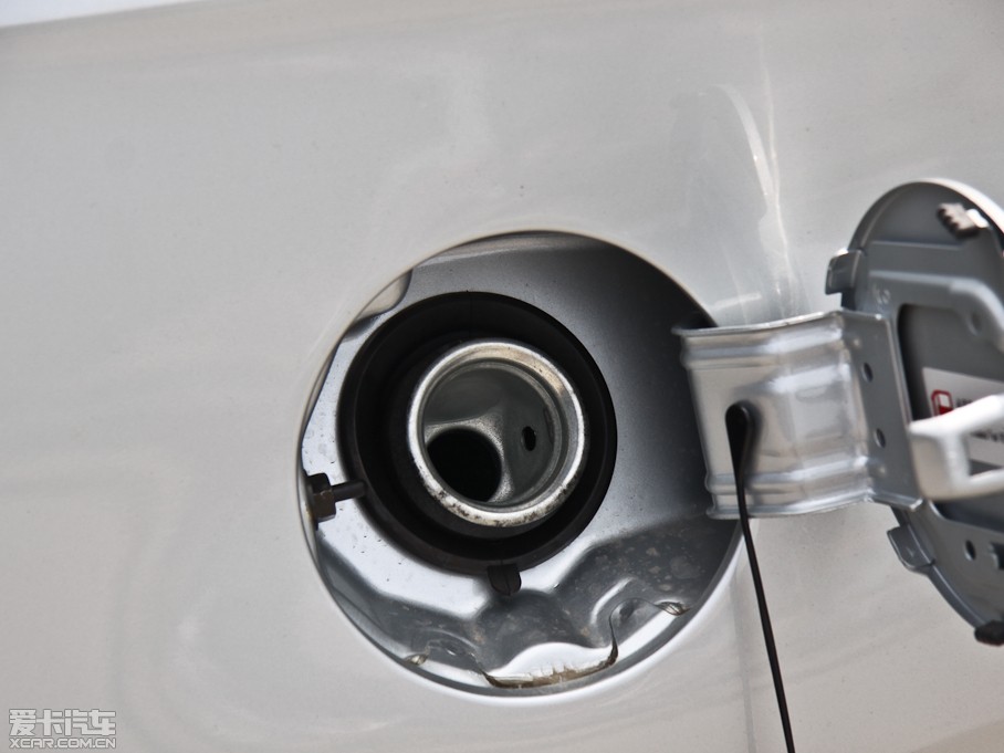 2012AH230 1.5L AMT촰