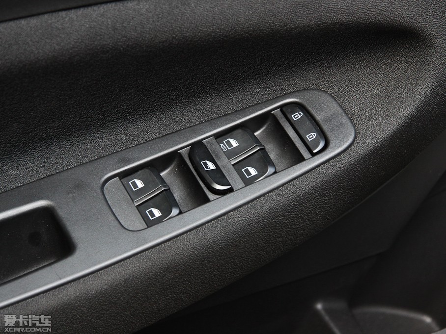 2012AH230 1.5L AMT촰