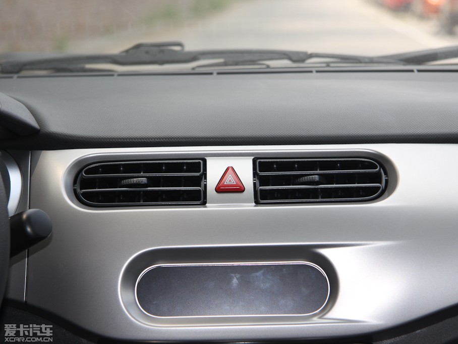 2012AH230 1.5L AMT촰