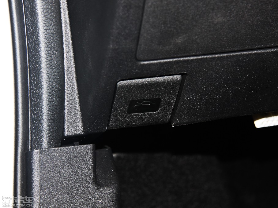 2012AH230 1.5L AMT촰