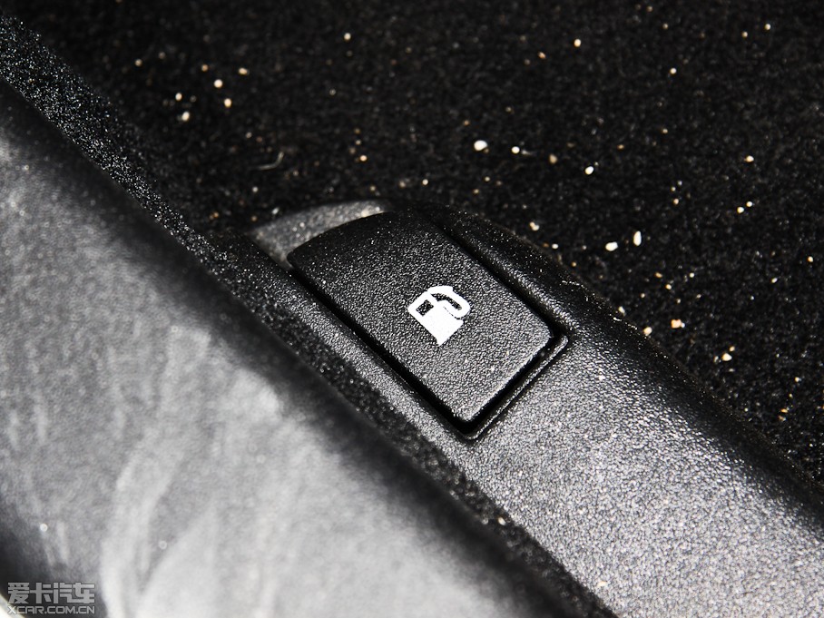 2012AH230 1.5L AMT촰