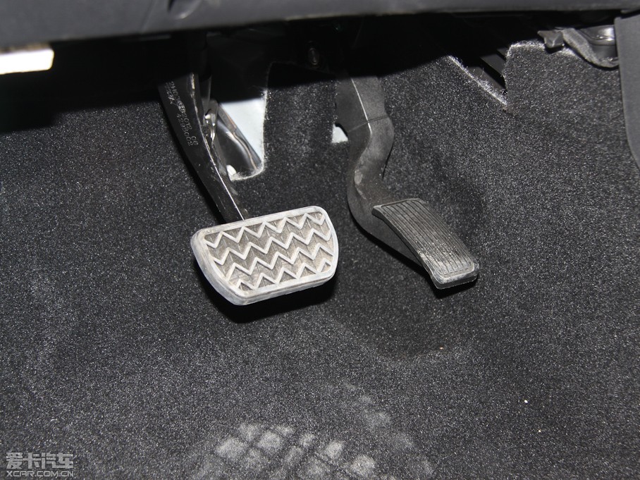 2012AH230 1.5L AMT촰