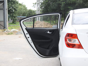 2012款1.5L 手动精英版 左后车门