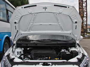 2012款1.5L 手动精英版 其它