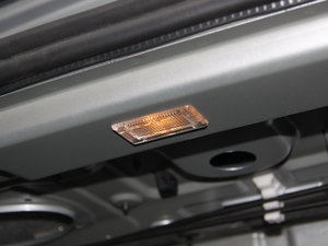 2012款1.5L AMT天窗版 其它