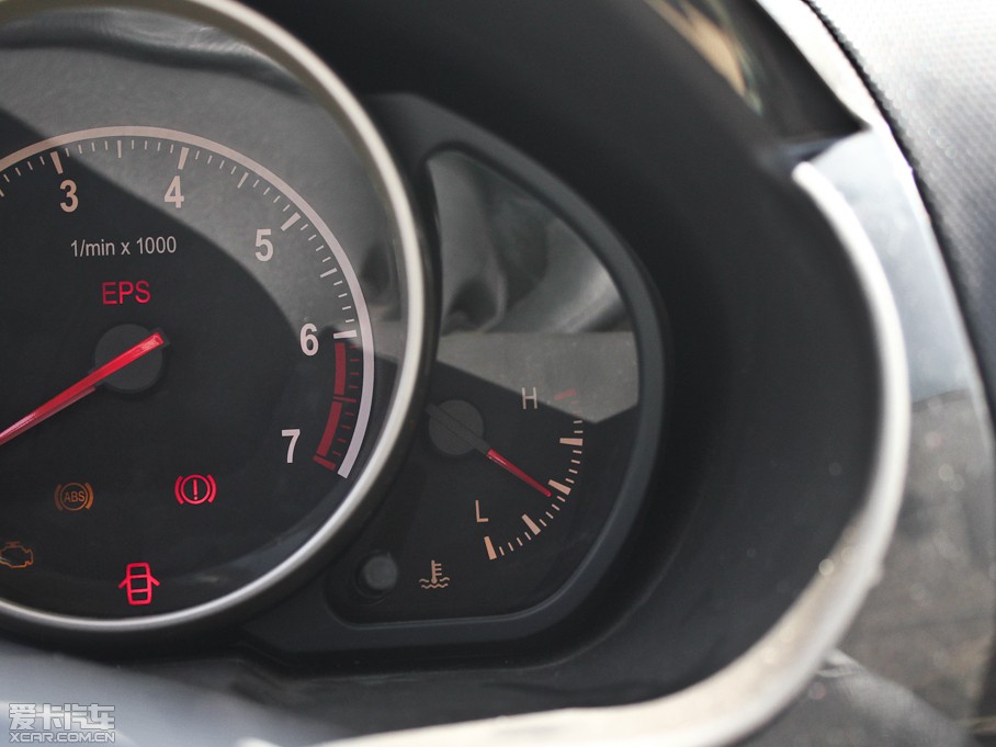 2013AH330 1.5L քӺA