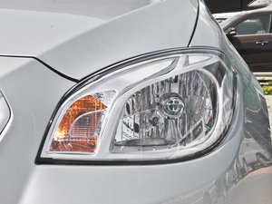 2013款1.5L 手动豪华版 大灯
