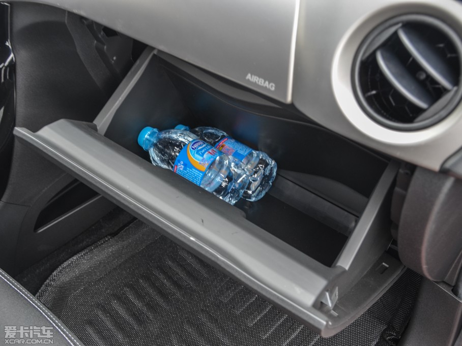 2014AH220 1.5L AMT촰