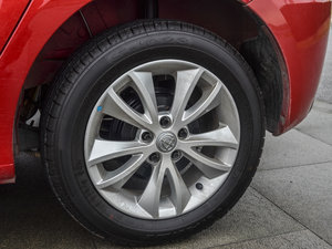 2014款1.5L AMT天窗版 轮圈