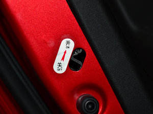2014款1.5L 手动舒适型 空间座椅