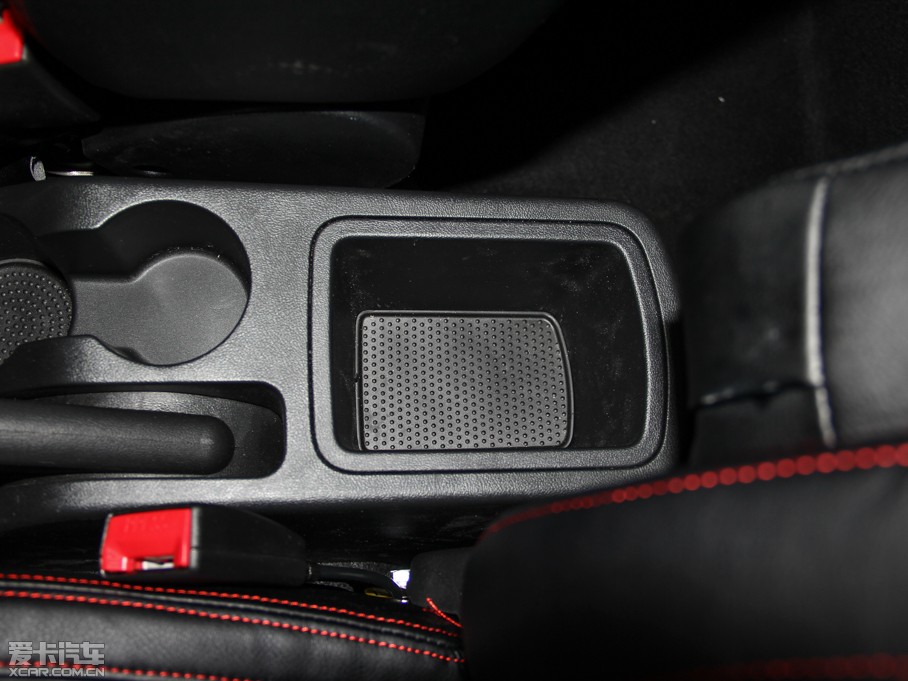 2015�����AV3 1.5L �քӾ�Ӣ��