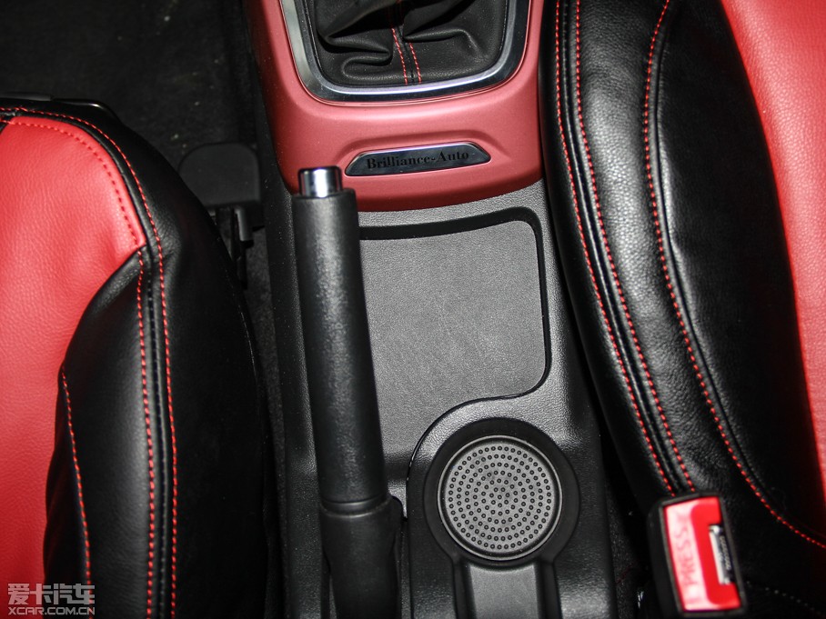 2015�����AV3 1.5L �ք�(d��ng)��Ӣ��