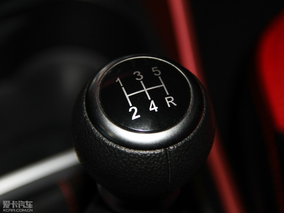 2015�����AV3 1.5L �քӾ�Ӣ��