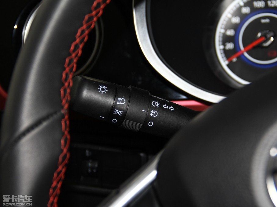 2015�����AV3 1.5L �քӾ�Ӣ��