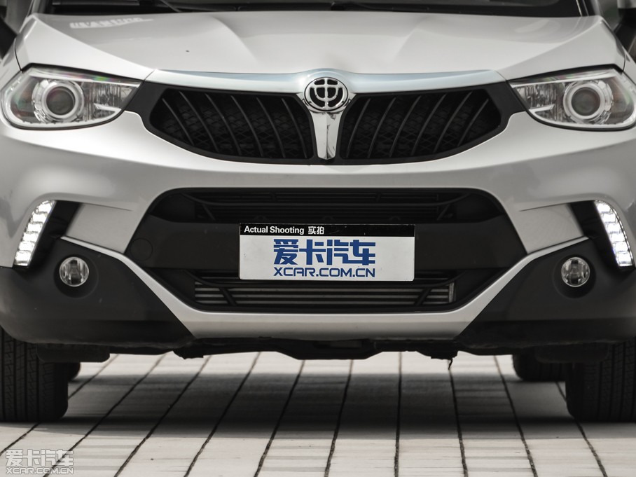 2015�����AV3 1.5T �Ԅ�(d��ng)��Ş��