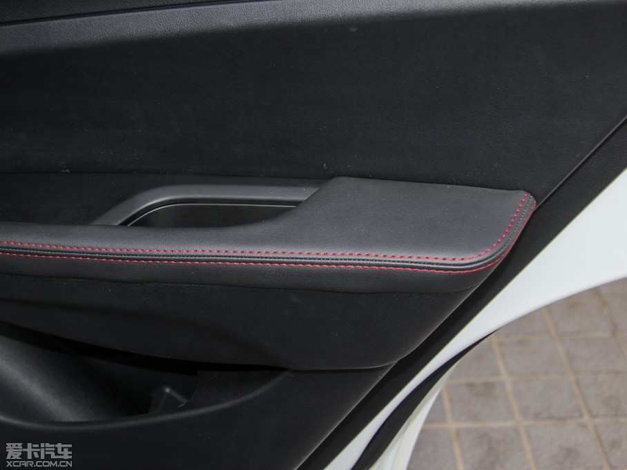 2015AV3 1.5T ք(dng)