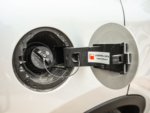 2015款1.5T 自动旗舰型 油箱盖