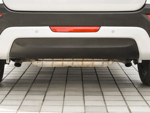 2015款1.5T 自动旗舰型 排气管