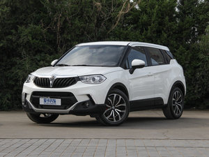 2015款1.5T 手动都市型 左前45度