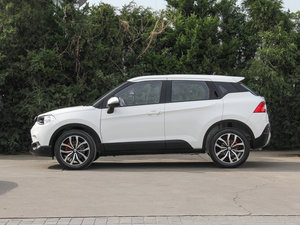 2015款1.5T 手动都市型 正侧（左）