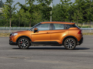 2015款1.5T 自动精英型 正侧（左）