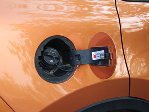 2015款1.5T 自动精英型 油箱盖