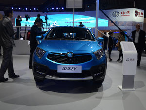2015款电动车 整体外观