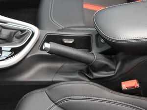 20171.5L Ԅ(dng)Ӣ v܇Ƅ(dng)