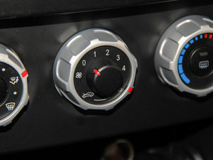 2016款1.5L 自动智能型 中控区