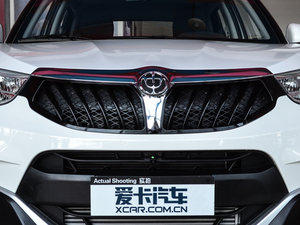 2016款1.5T 手动旗舰型 中网