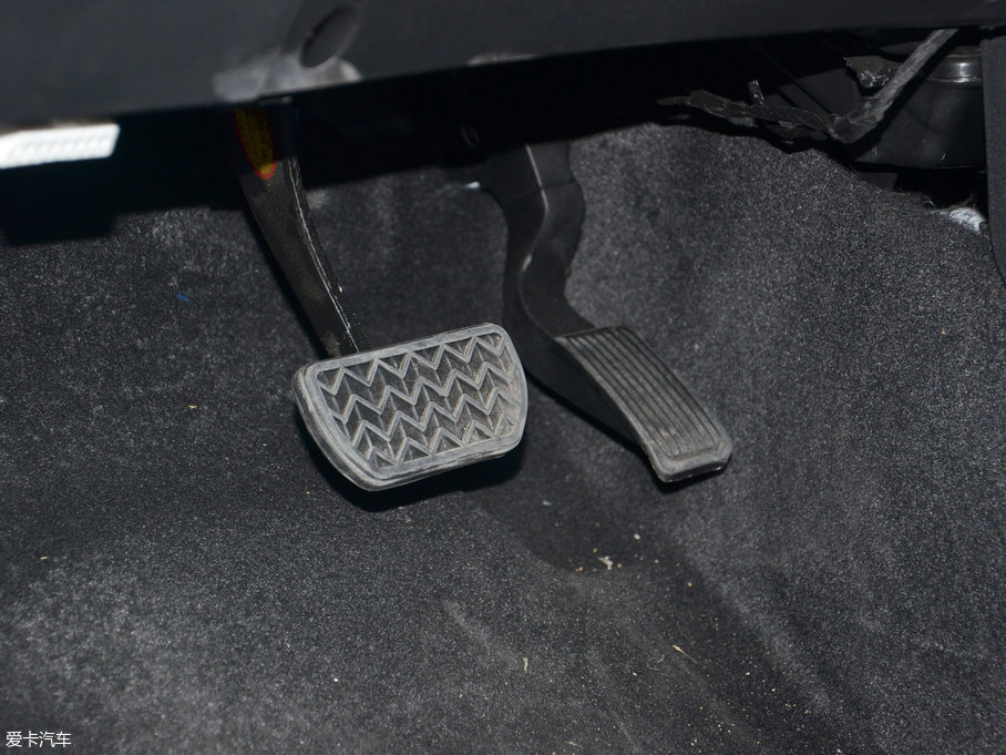 2017�����AH230 EV ���A��