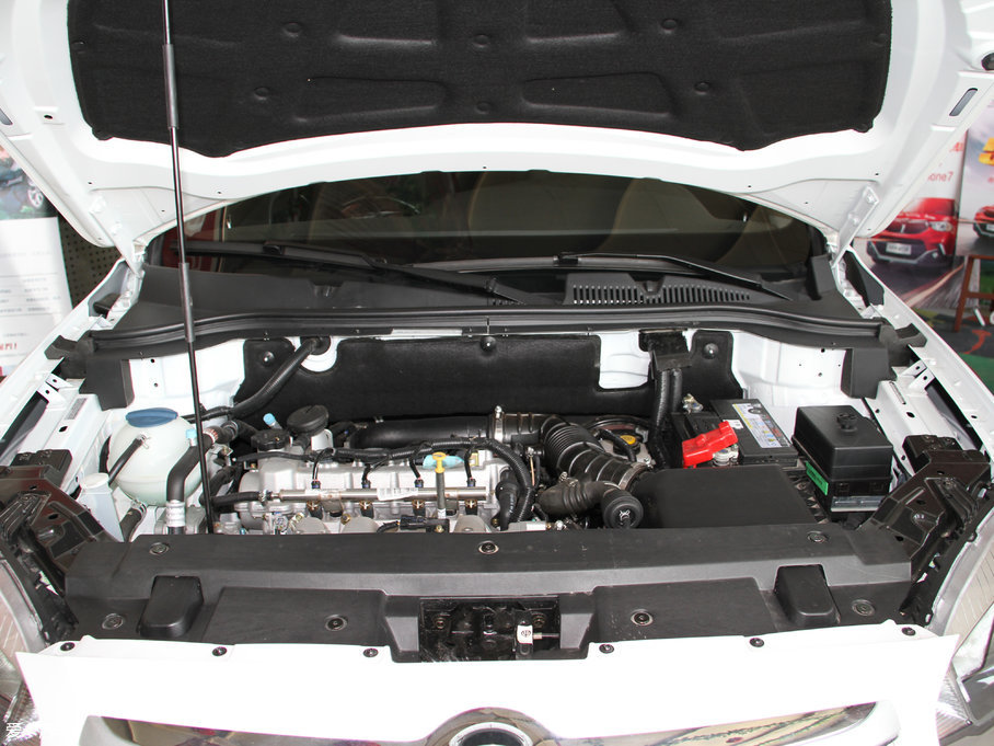 2016AV5 1.5T Ԅ(dng)(q)\(yn)(dng)